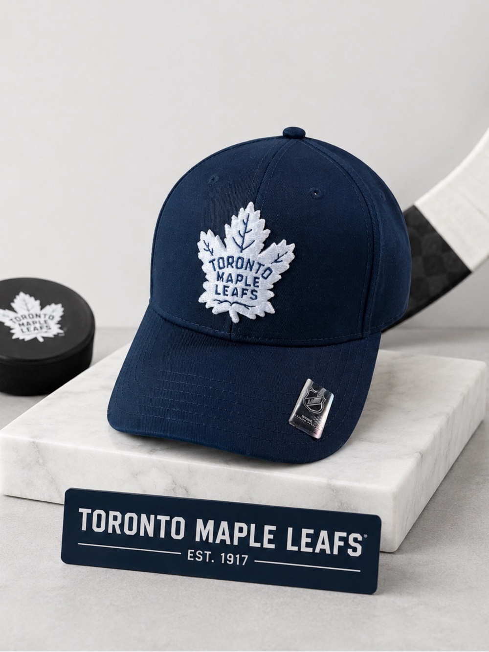 NWT NHL Toronto Maple Leafs Men Blue 3D Embroidered Logo Hat ONE SIZE Hockey